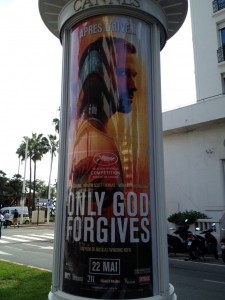 only-god-forgives-poster-cannes-450x600